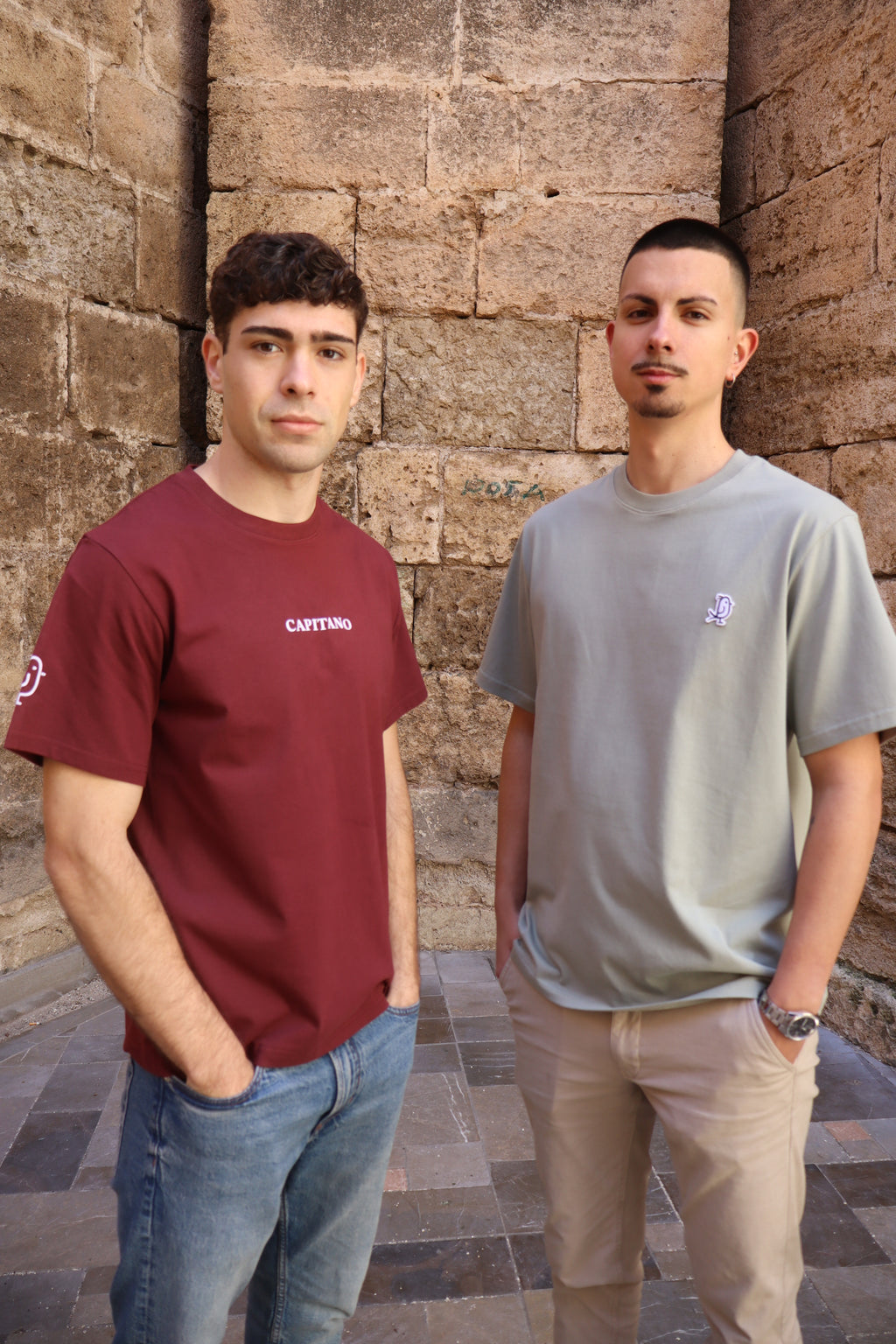 CAMISETA BASICA ''CAPITANO'' VERDE OLIVA