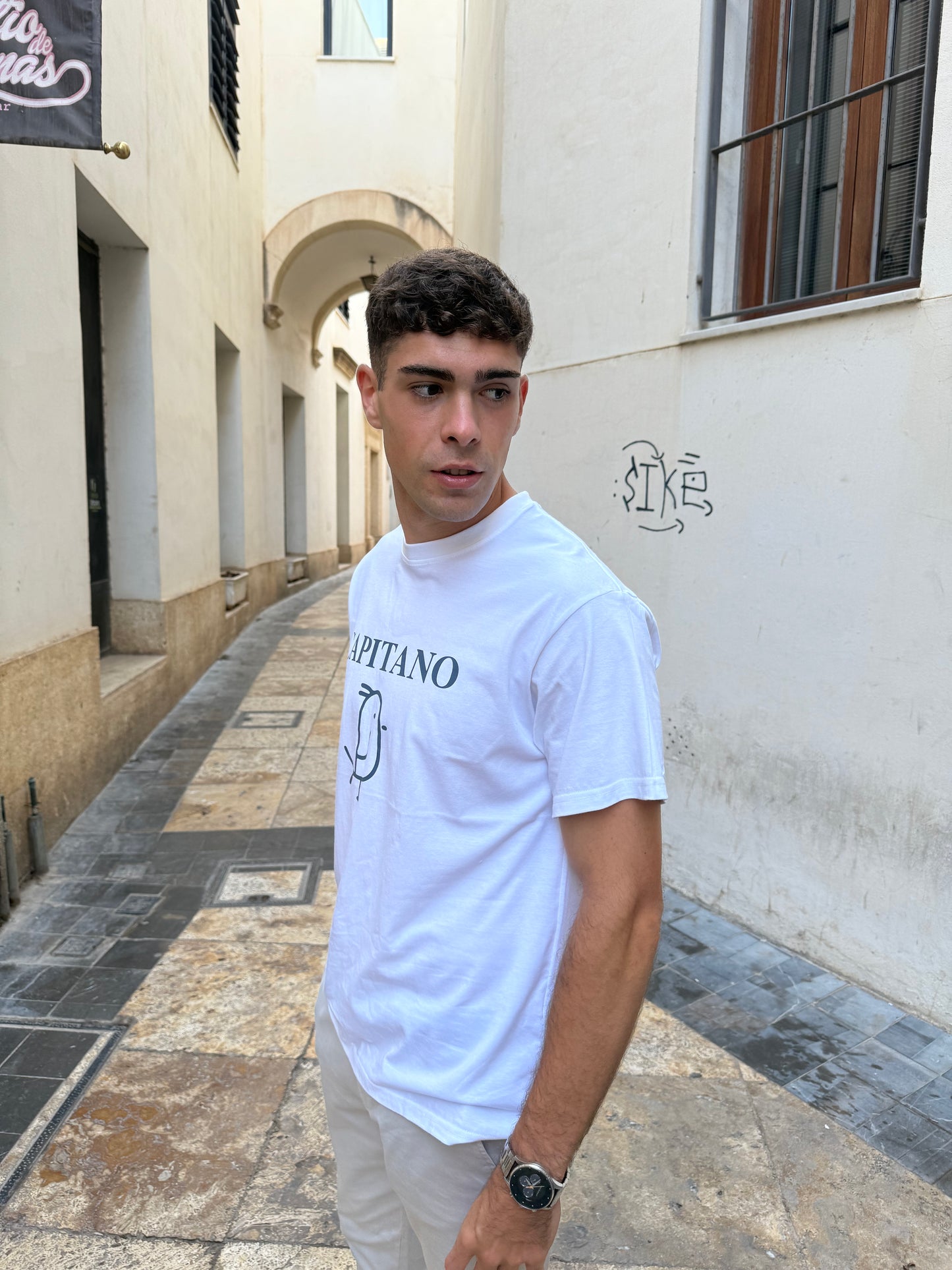 CAMISETA ''CAPITANO'' BLANCA